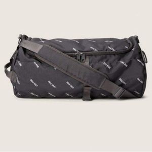 PINK VS Convertible Duffel to Backpack NWT